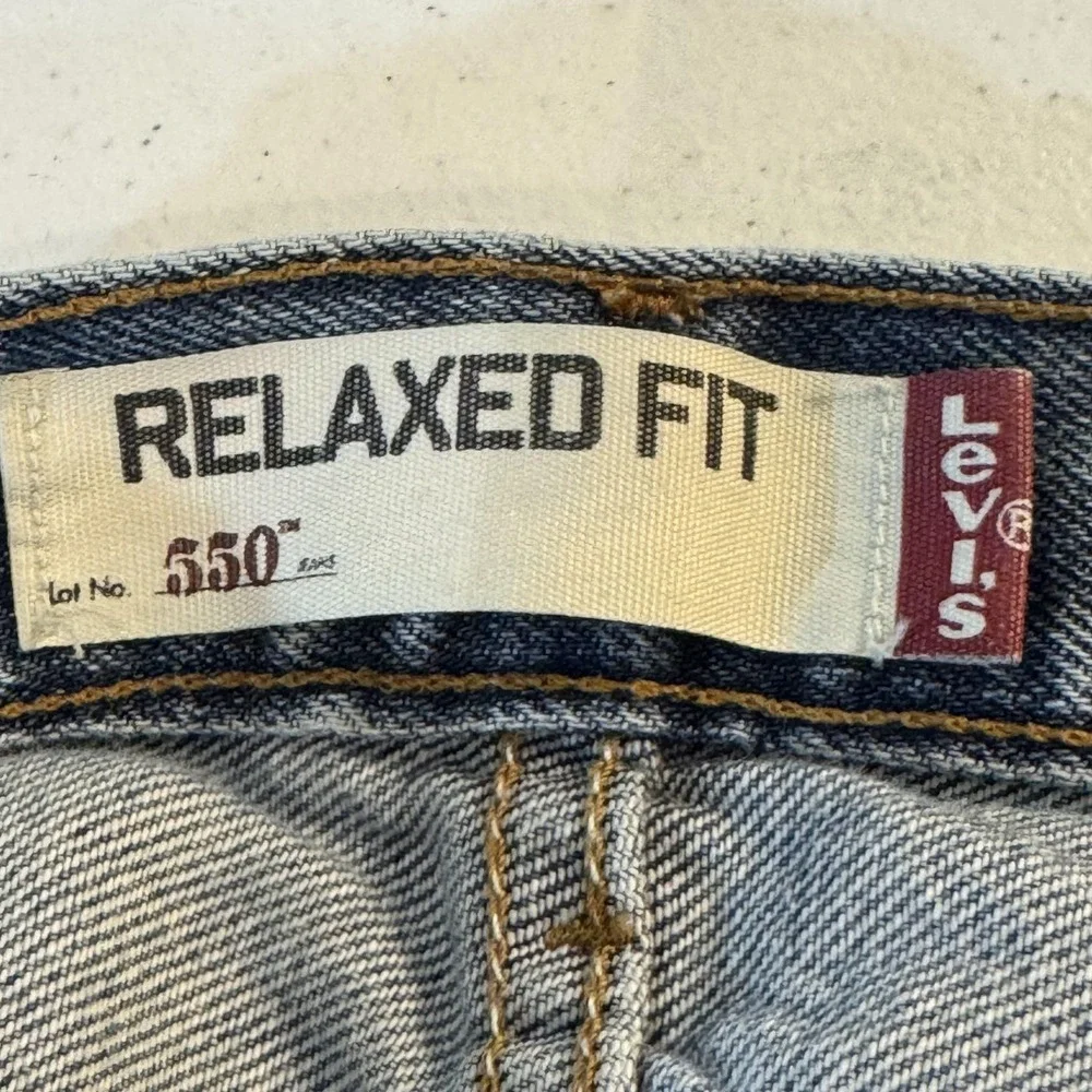Levis 550 Jeans Mens 36x32 Blue Relaxed Fit Tapered Leg Denim Classic Zip Fly